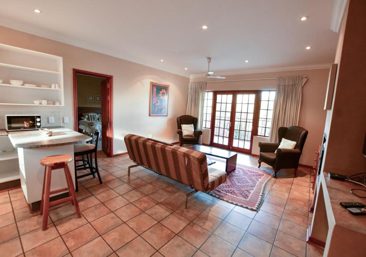 The Clarens Place Exterior photo